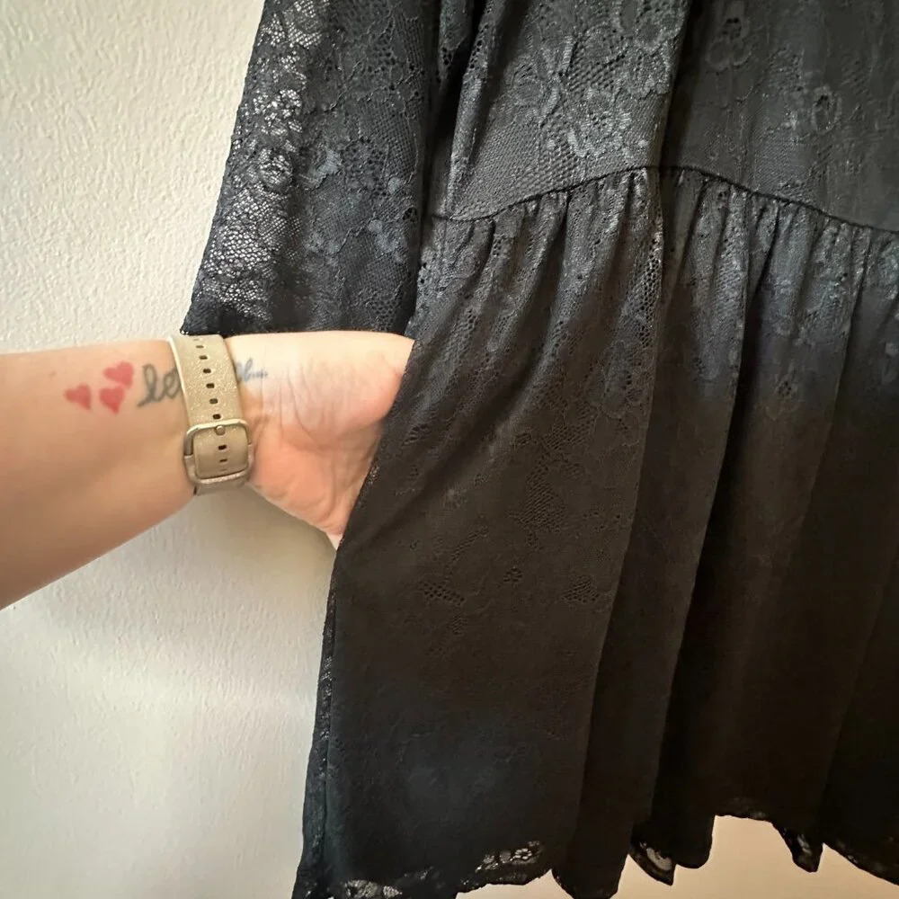 Women's Plus 3 Torrid Black Lace Fluted 3/4 Sleeve Pockets Dress Round Neck - Picture 5 of 8